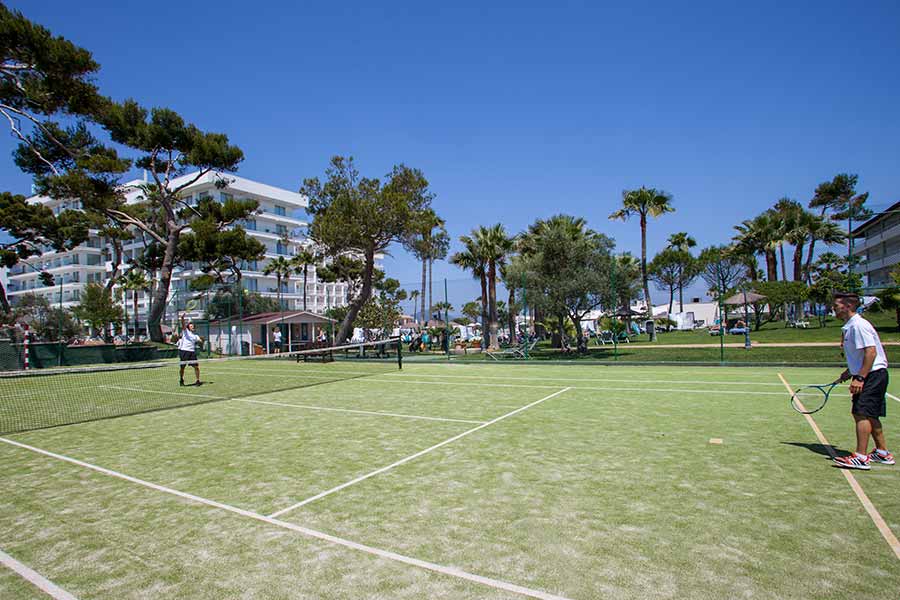 tennis playa esperanza resort