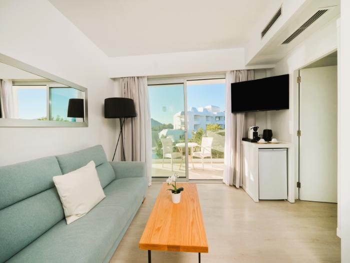 junior suite playa esperanza resort